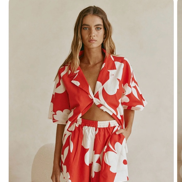 Sabo Red and White Floral Shirt and Shorts Set - Picture 2 of 3